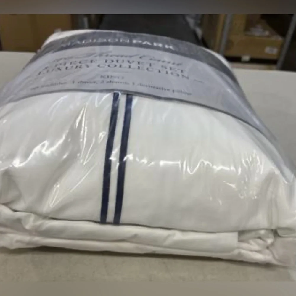 Madison Park Signature Luxury Collection 100% Cotton Sateen Embroidered Duvet
